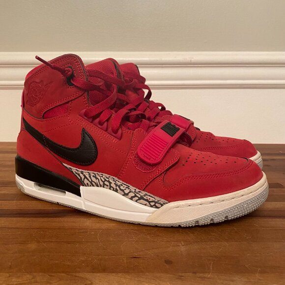 Nike Air Jordan Legacy 312 Toro Red Men's Size 10 Basketball Sneakers - Picture 2 of 14
